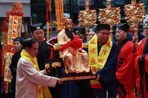 女人为什么不能拜财神_什么人不能拜财神,第9张