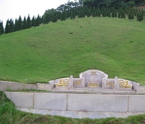 农村坟地风水注意禁忌_农村坟地风水怎么看旺后人,第31张